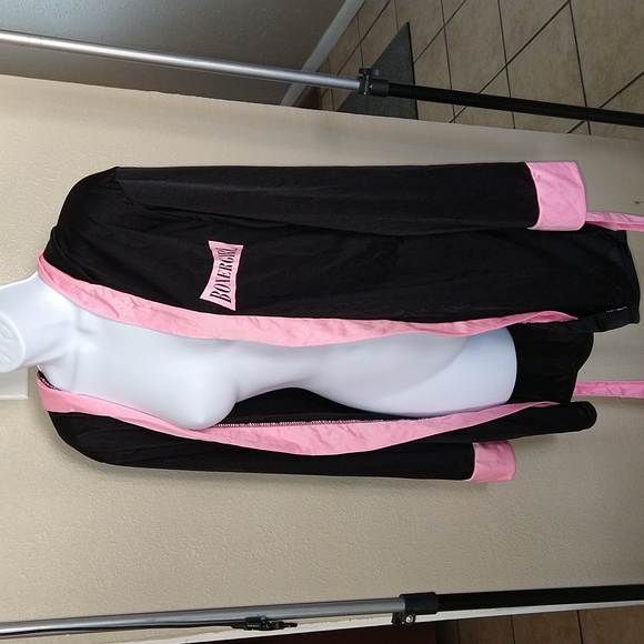 Halloween Boxer Girl Outfit - Picture 4 of 8